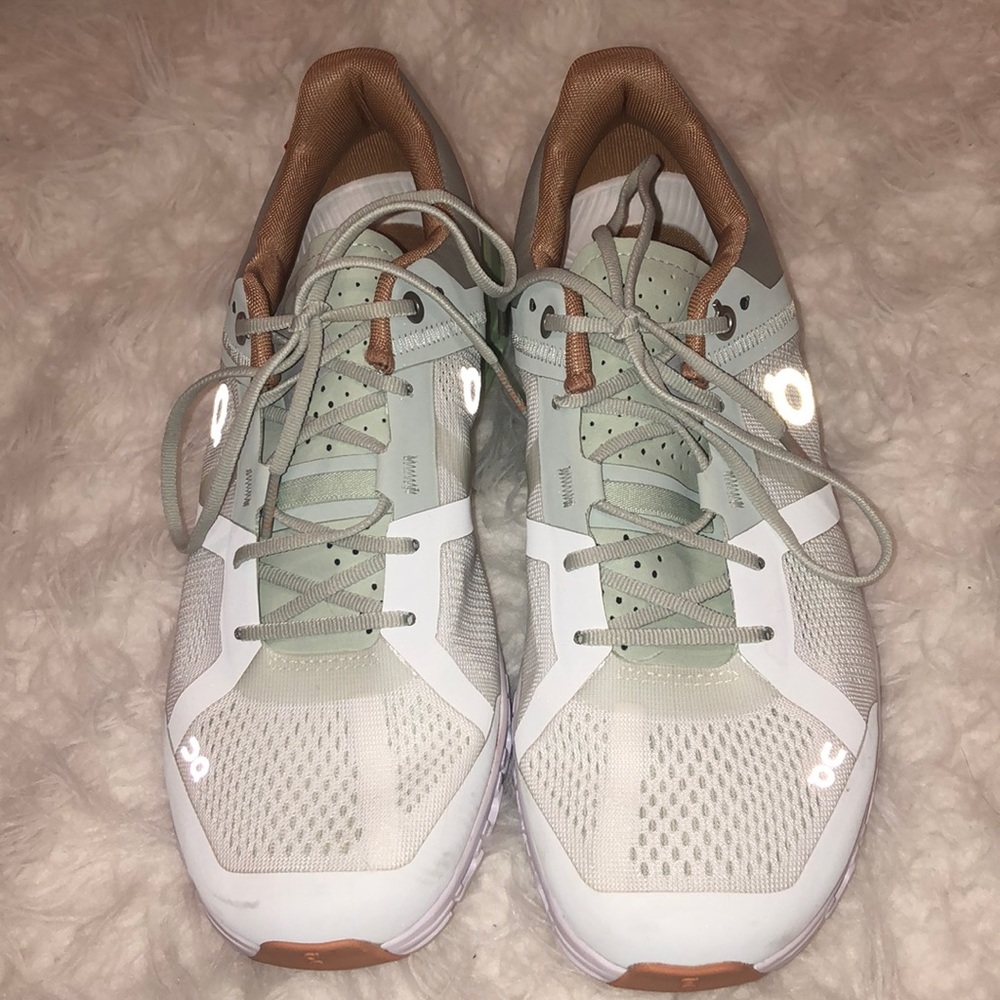 Never Been Worn Swiss Gear Tennis Shoes